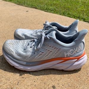 HOKA Clifton 8 size 9